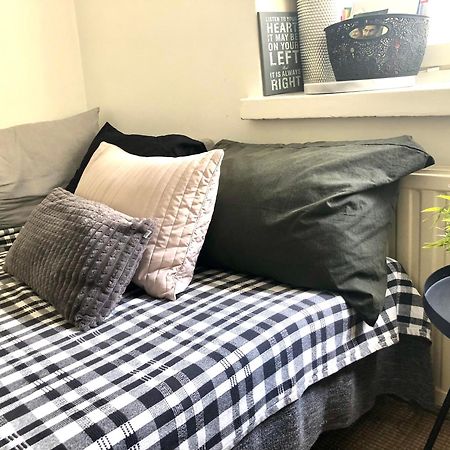 Sweethome Studio 49 In City Center Punavuori District Helsinki Luaran gambar